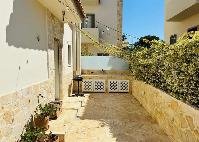 Arkadia Seafront Ai-lagoudis *