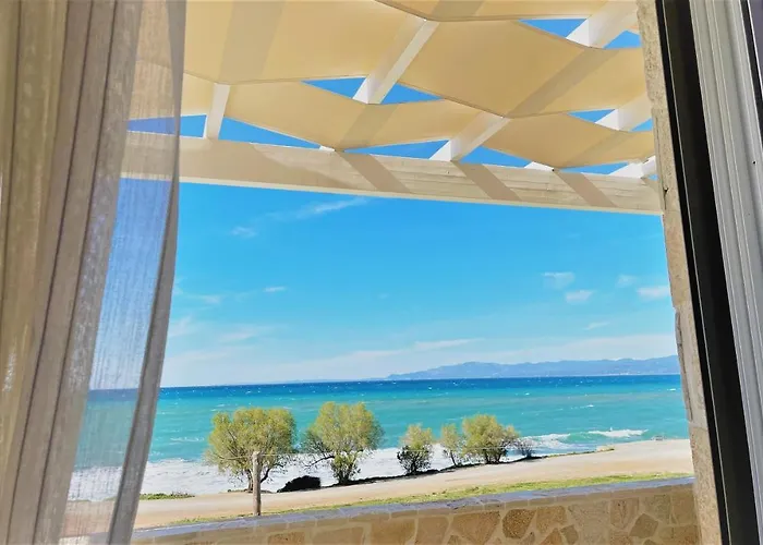 Arkadia Seafront Ai-lagoudis فيلة *